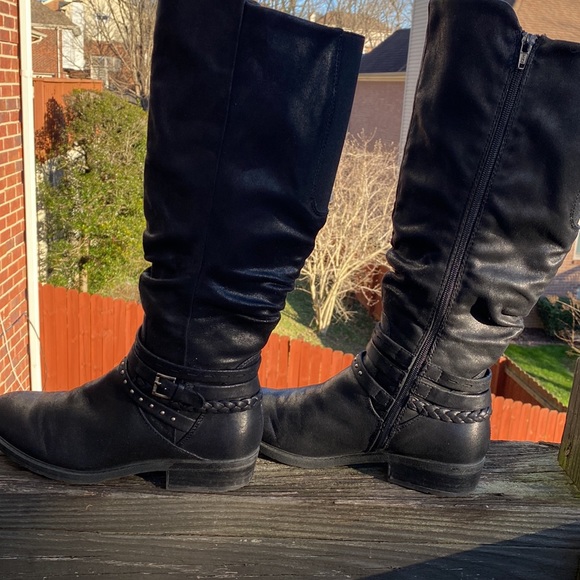 Baretraps Black Faux Leather Tall Yesha Riding Boots. It’s a fall essent… - Picture 4 of 7